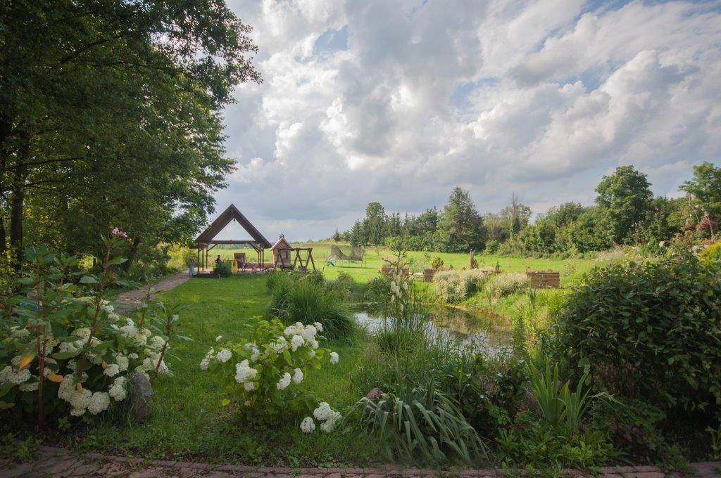 Pensjonat Agroturystyczny Pod Modrzewiem Bed and Breakfast Florczaki Esterno foto