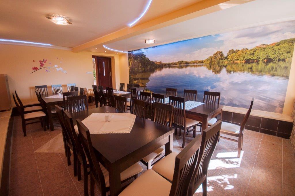 Pensjonat Agroturystyczny Pod Modrzewiem Bed and Breakfast Florczaki Esterno foto